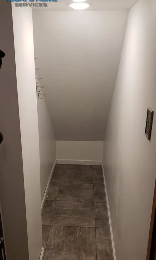 Hallway with new flooring